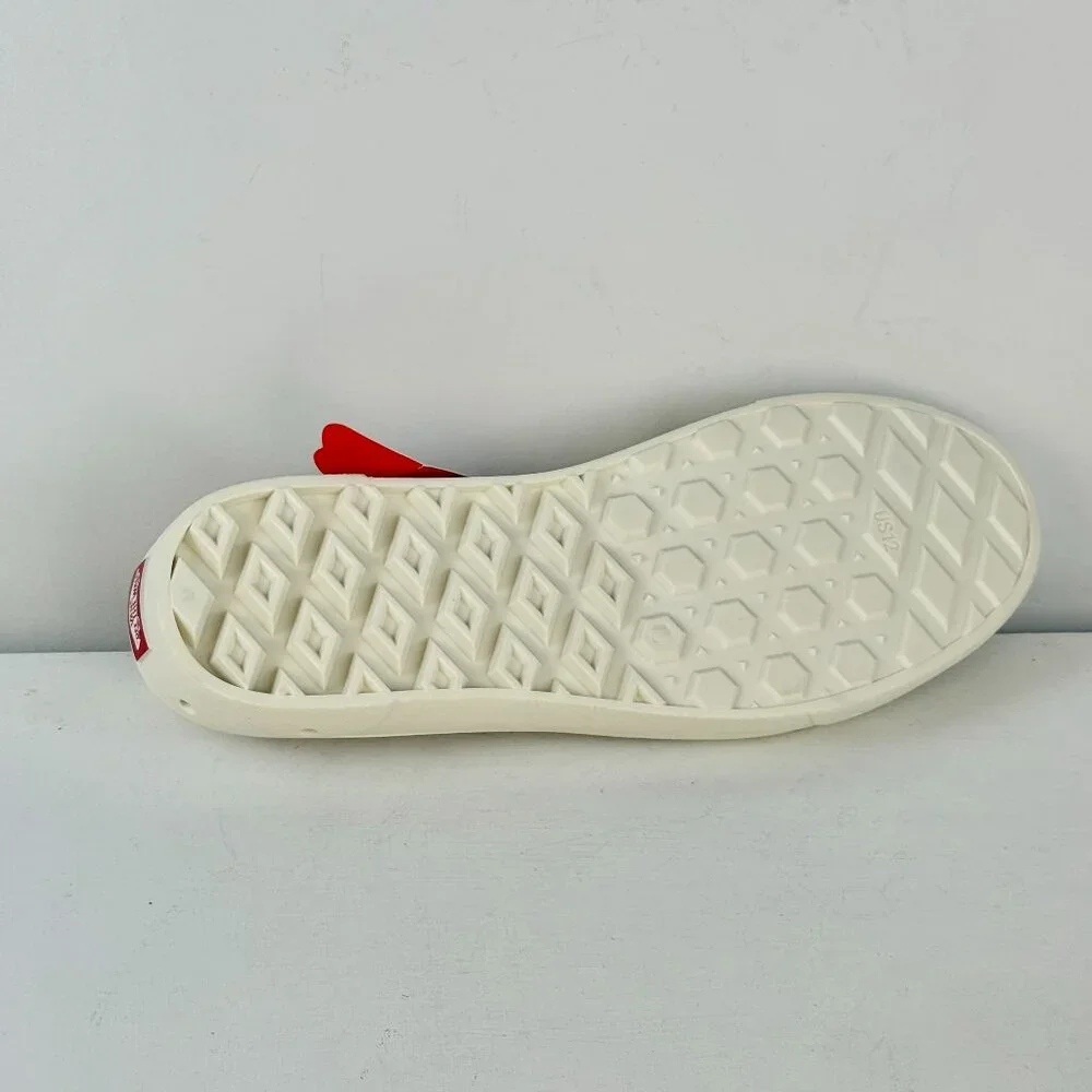 Men's 12 Women's 13.5 Vans Slip-On Mule TRK Sneakers Water Shoes - Marshmallow